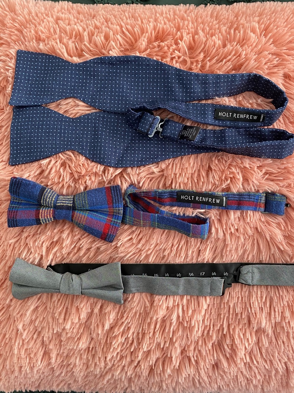 Holt Renfrew and Express Adjustable Men's Blue & Gray Bow Tie Set